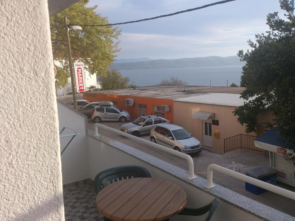 Brig Apartments Zivogosce Exterior photo