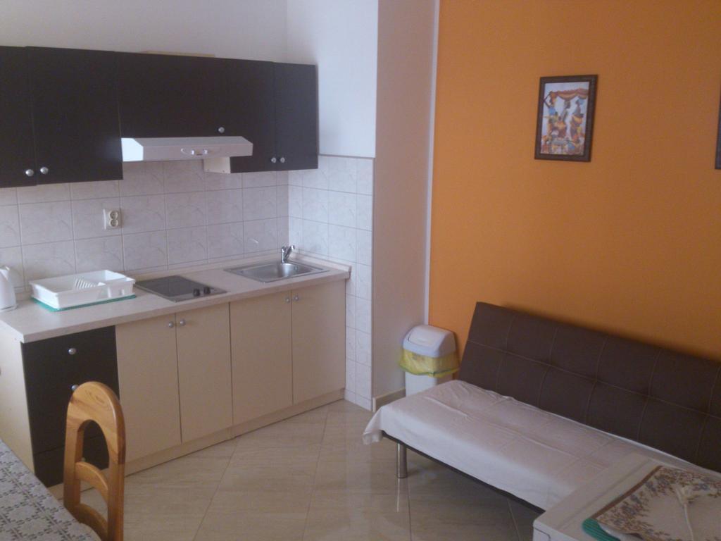 Brig Apartments Zivogosce Exterior photo